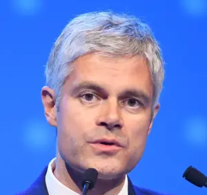 Lire la suite à propos de l’article AuRa : 500 bénévoles pour le tri des Notes de frais de Wauquiez