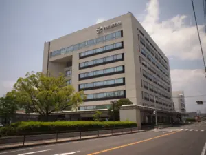 Lire la suite à propos de l’article Moteur thermique : Mazda capture le CO2 en roulant