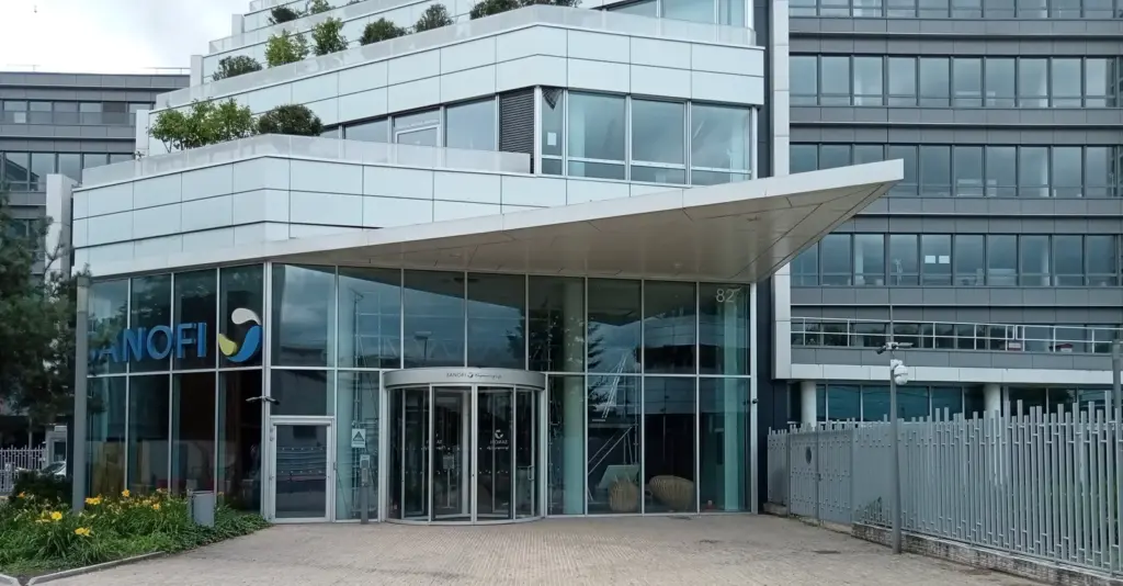 Siège de Sanofi à Gentilly, industrie pharmaceutique française