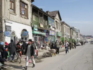Lire la suite à propos de l’article Afghanistan : les talibans légalisent le mariage des enfants