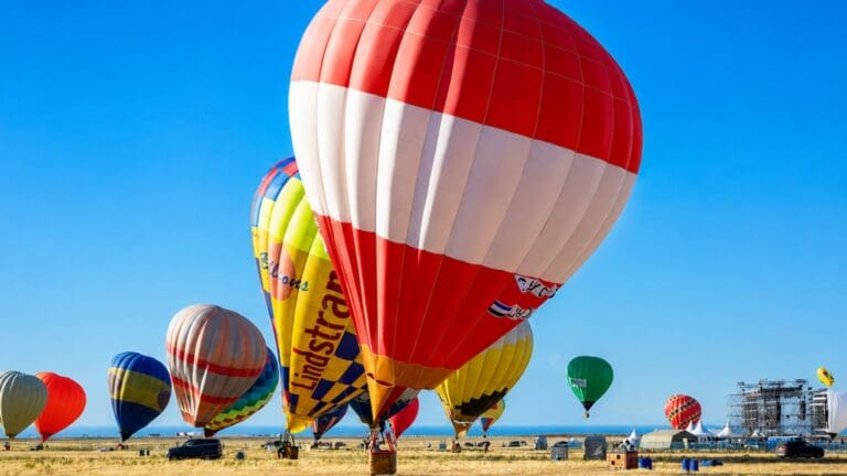 Lire la suite à propos de l’article Kazakhstan : le festival international de montgolfières fait son grand retour dans la région d’Almaty