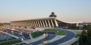 Lire la suite à propos de l’article Aéroport de Washington : Trump dévoile un plan de rénovation à 22,5 milliards de dollars pour transformer Dulles