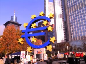 Lire la suite à propos de l’article Banque centrale européenne : la perspective d’une nouvelle hausse des taux en juillet s’éloigne nettement