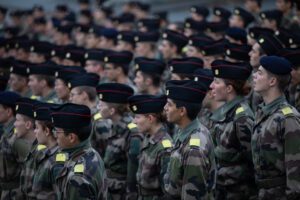 Lire la suite à propos de l’article Budget des armées : le Parlement adopte définitivement un budget de 436 milliards d’euros pour la période 2024-2030