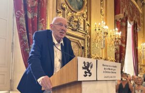 Lire la suite à propos de l’article Christian Delorme : Lyon honore une figure historique du dialogue et de la fraternité