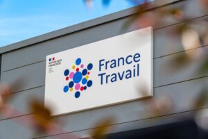 Lire la suite à propos de l’article Demandeurs d’emploi : une hausse de 0,8 % au deuxième trimestre 2026, entre réalité économique et effets statistiques