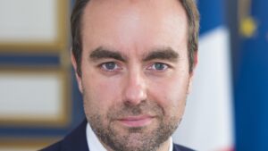 Lire la suite à propos de l’article Dette de la France : Sébastien Lecornu juge la situation « préoccupante » et fait de la réduction du déficit la priorité du budget 2027