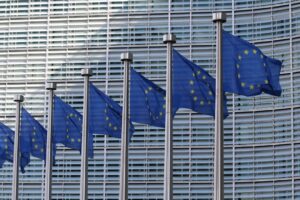 Lire la suite à propos de l’article AI Act : le 2 août, Bruxelles serre la vis et lâche du lest