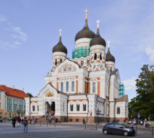 Lire la suite à propos de l’article Estonie : l’Église orthodoxe a six mois pour rompre avec Moscou ou risquer la dissolution