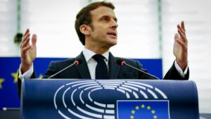 Lire la suite à propos de l’article France 2030 : le grand plan d’investissement de l’État ralenti par la contrainte budgétaire