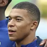 Kylian Mbappe avec l equipe de France de football