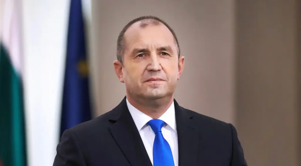 Rumen Radev, Premier ministre bulgare, portrait officiel