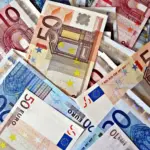 Billets en euros, illustration dette publique