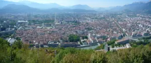 Lire la suite à propos de l’article Grenoble : un homme tué par balles en terrasse durant France-Espagne