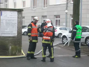Lire la suite à propos de l’article Incendie à Chalon-sur-Saône : 43 habitants évacués d’un immeuble
