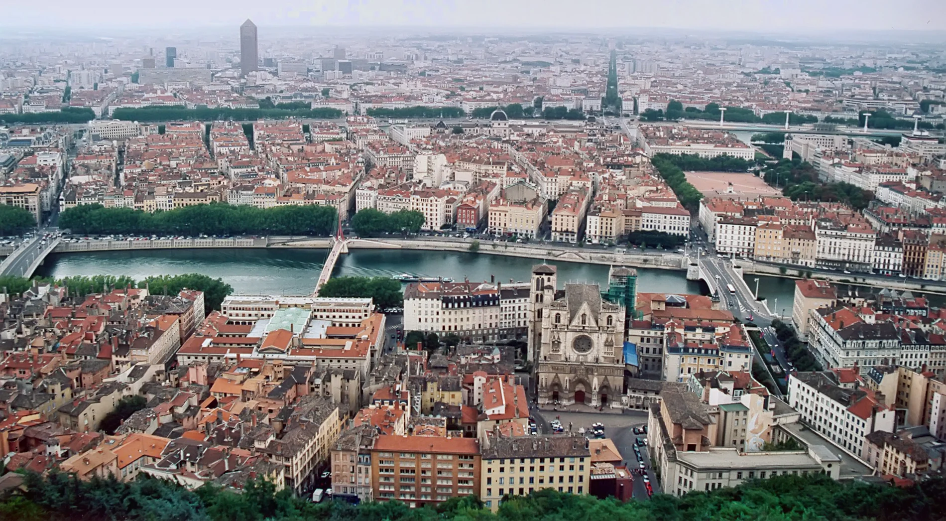 Vue panoramique de Lyon depuis la colline de Fourvière