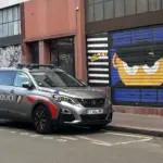 Voiture de la police nationale francaise