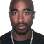 Tupac Shakur, photo issue de son passeport en 1995