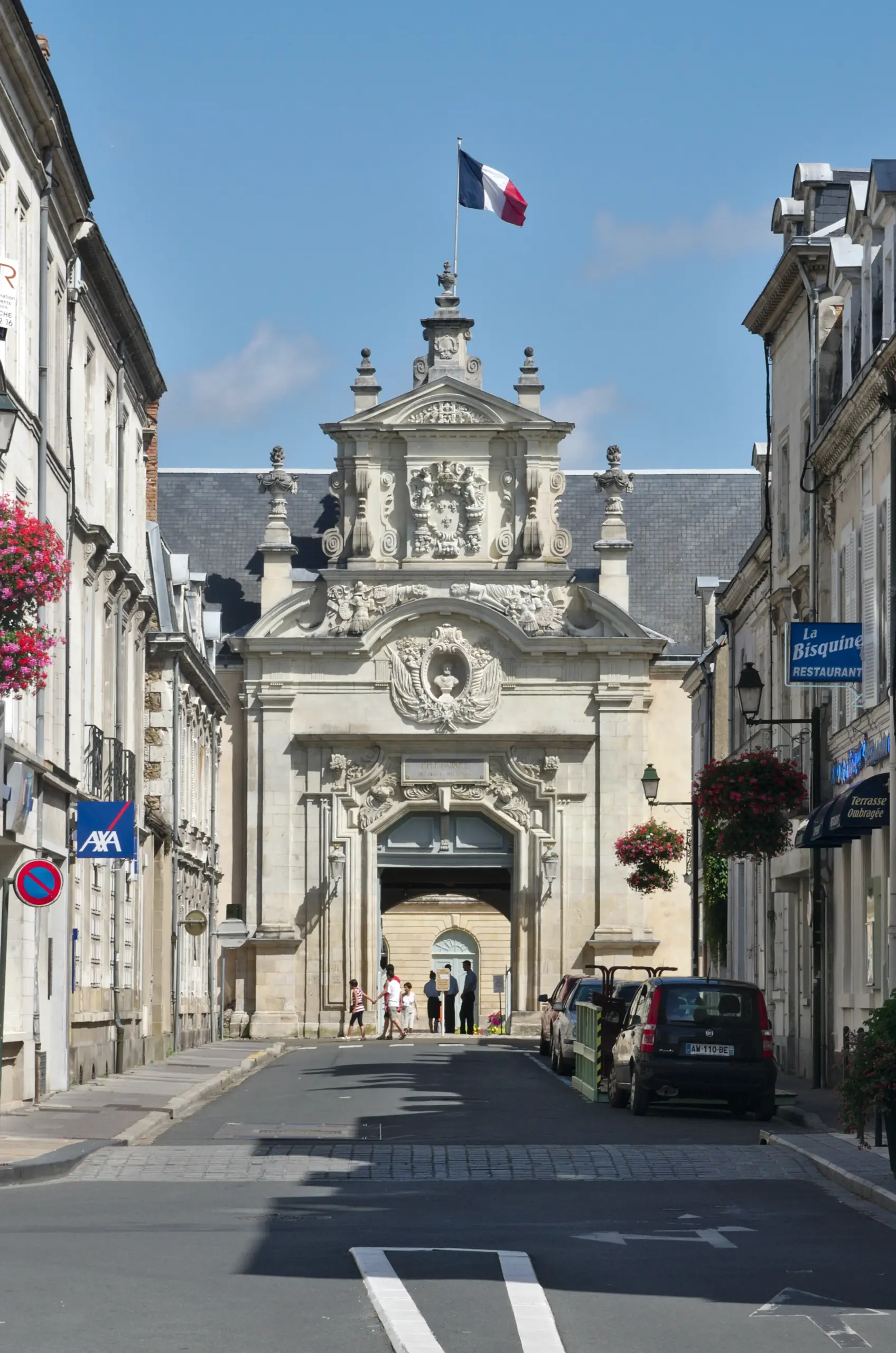 Le fronton du Prytanée national militaire de La Flèche