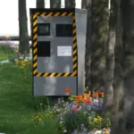 Radar automatique fixe installe en bord de route en France