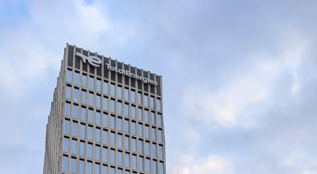 Tour TotalEnergies, siège du groupe pétrolier et gazier