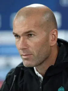 Lire la suite à propos de l’article Équipe de France : Zidane prépare son staff avant son arrivée