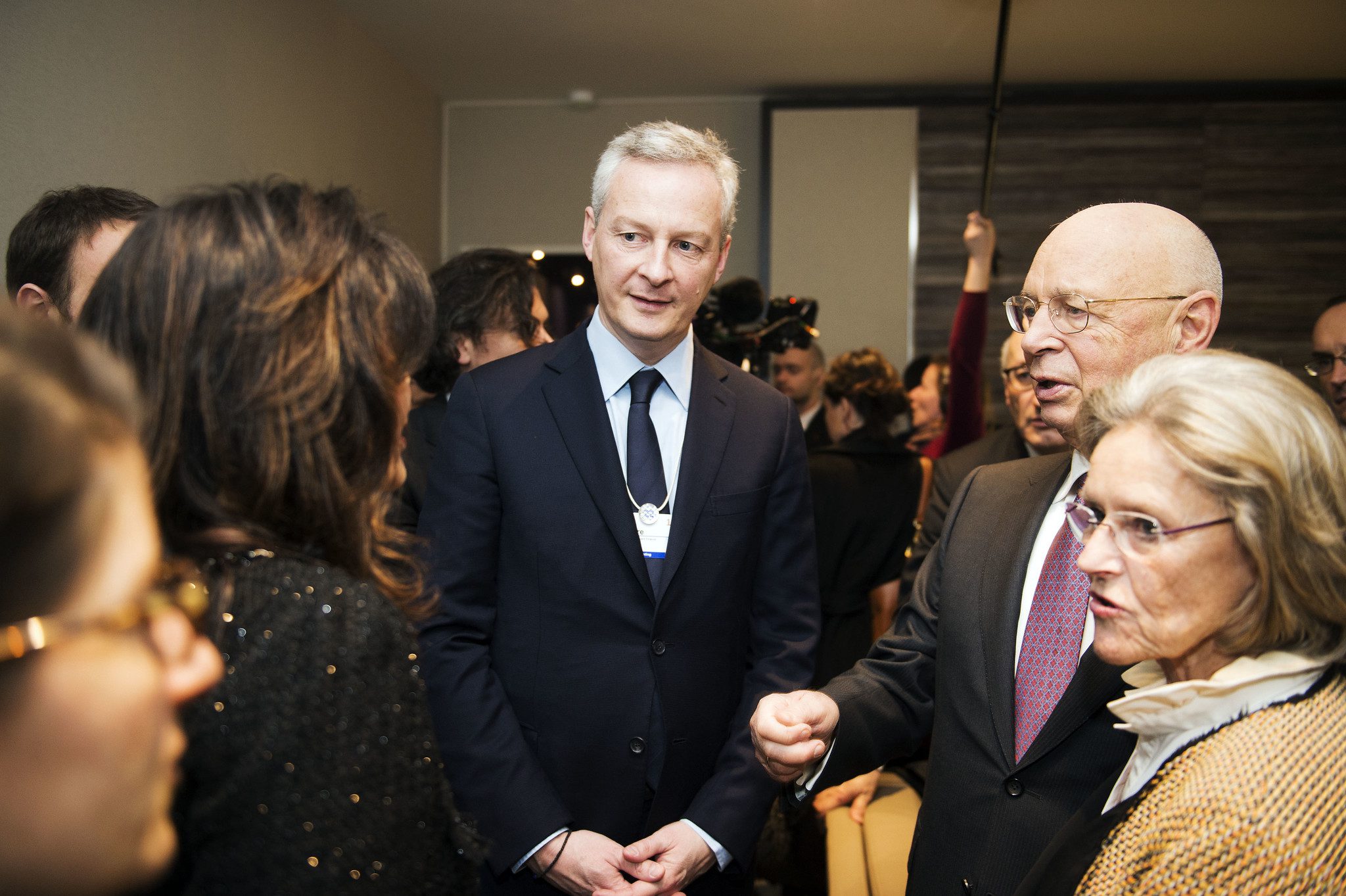 Bruno Le Maire en compagnie du fondateur du Forum économique mondial, Klaus Schwab à Davos 2018. Photo : @Pierre Abensur/World Economic Forum