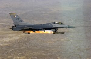 Lire la suite à propos de l’article Grèce : un drone turc pénètre l’espace aérien près d’un aéroport, des F-16 interviennent