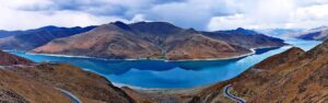 Lire la suite à propos de l’article Inondations au Népal : nouvelle alerte après la rupture d’une vaste retenue d’eau au Tibet