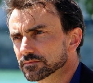 Lire la suite à propos de l’article Lyon : Grégory Doucet renvoie la sécurité du métro à la Métropole après la mort d’un octogénaire