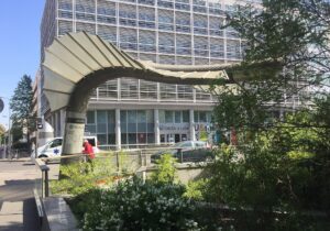 Lire la suite à propos de l’article Métro D à Lyon : un octogénaire meurt après un vol à l’arraché à Sans-Souci