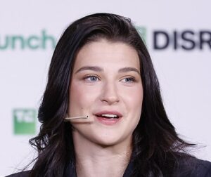 Lire la suite à propos de l’article États-Unis : la fille de Bill Bates a suivi un cours de Stanford visant à “dominer le monde”