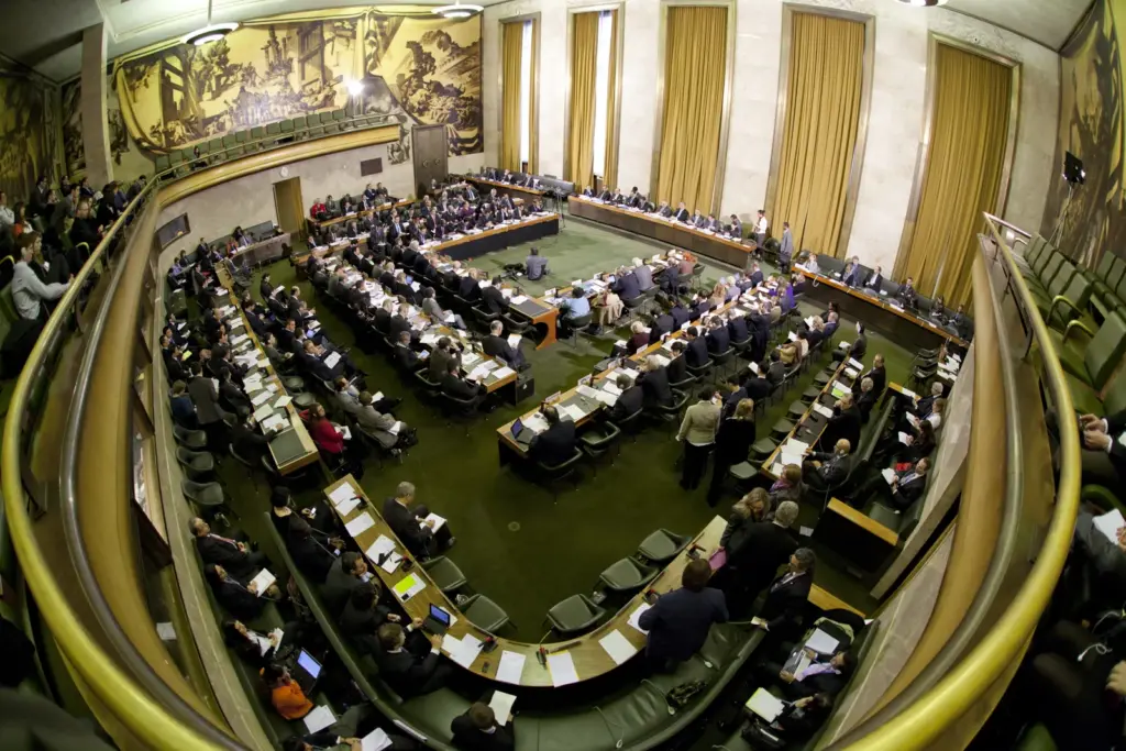 Salle du Conseil du Palais des Nations à Genève, où se réunit la Conférence du désarmement