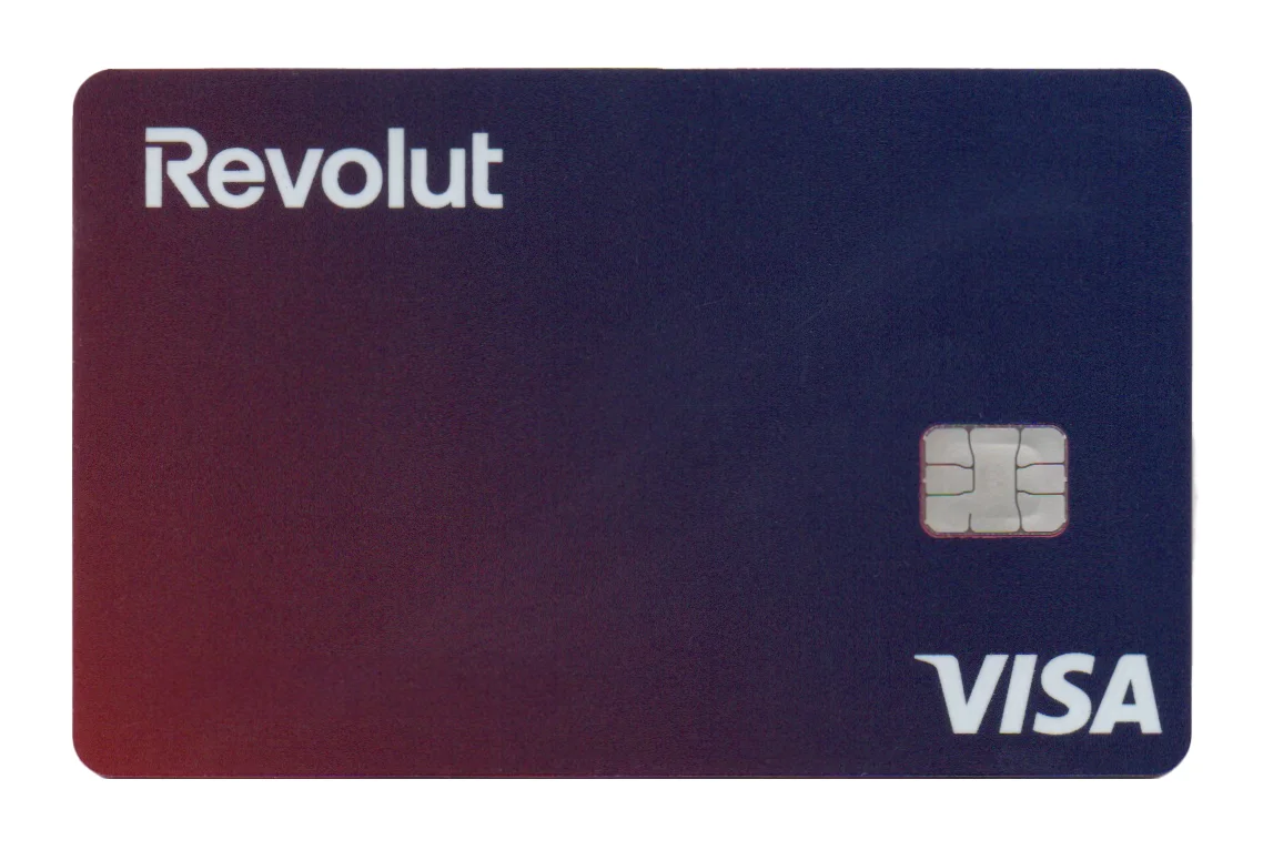 Carte bancaire Revolut Visa, illustration de la licence bancaire française obtenue par la fintech