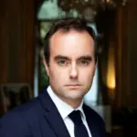 Sébastien Lecornu, premier ministre, portrait officiel