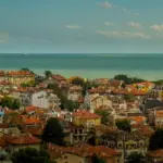 Vue panoramique de la ville de Bourgas, en Bulgarie, sur la mer Noire