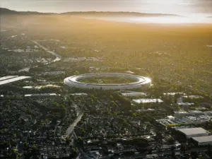 Lire la suite à propos de l’article Logiciels espions mercenaires : Apple alerte des cibles dans 110 pays