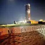 La fusée Starship de SpaceX sur son pas de tir avant un vol d'essai