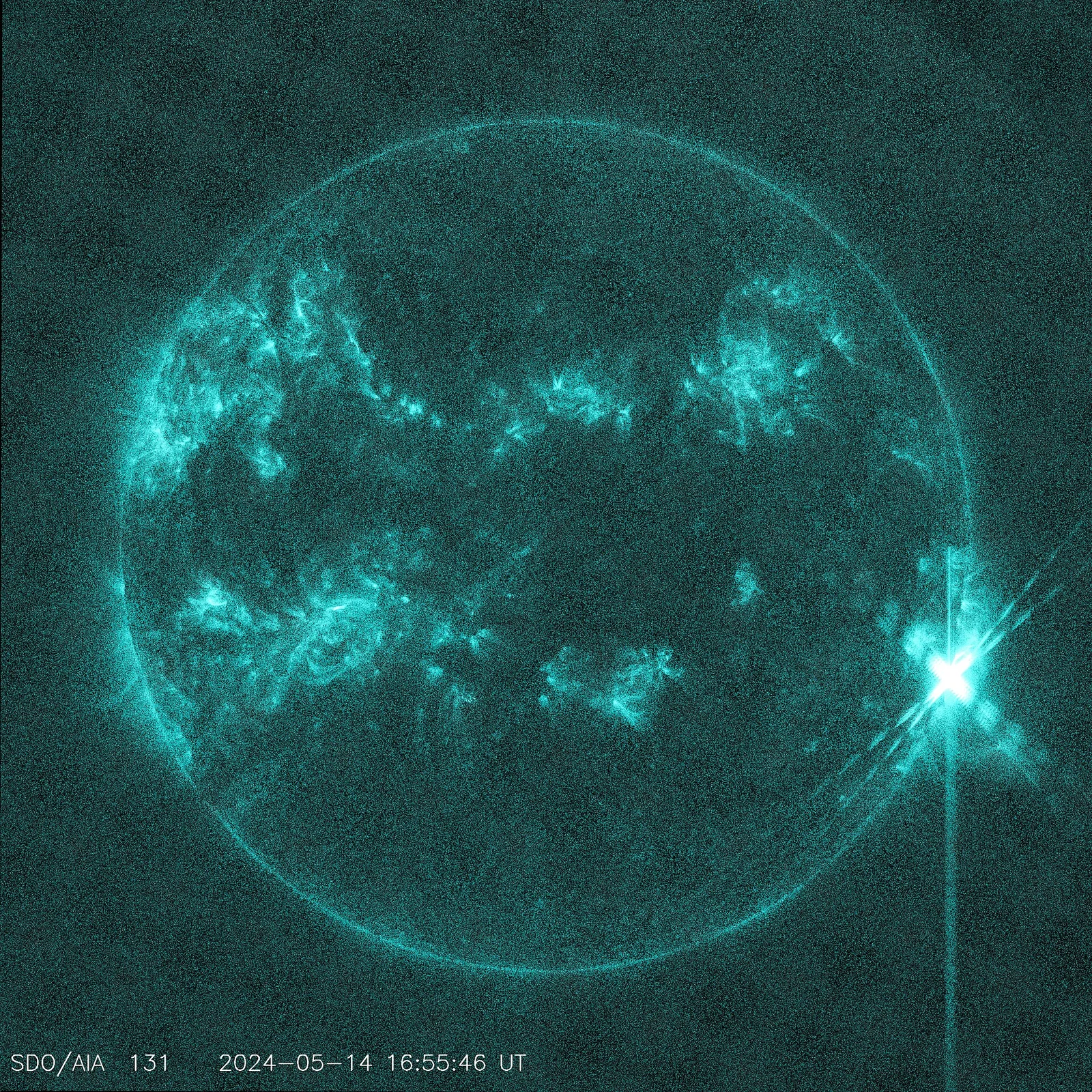Eruption solaire de classe X8.7 captee par le satellite SDO de la NASA le 14 mai 2024