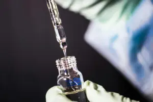 Lire la suite à propos de l’article Vaccin ARN messager : la FDA autorise Moderna contre la grippe