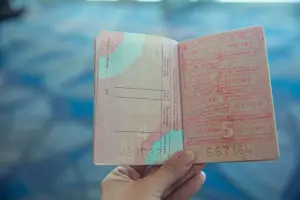 Lire la suite à propos de l’article Visa américain : Washington étend le contrôle des réseaux sociaux