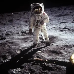 Lire la suite à propos de l’article Espace : Pesquet et Adenot écartés, deux Italiens iront sur la Lune