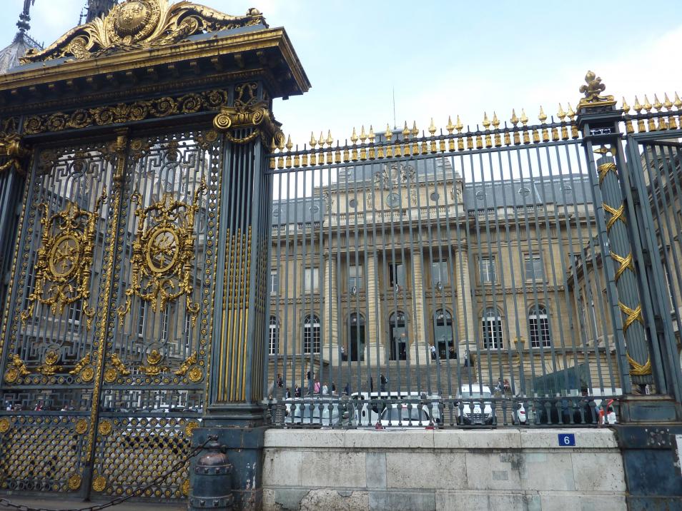 Photo : cours d'assise de Paris