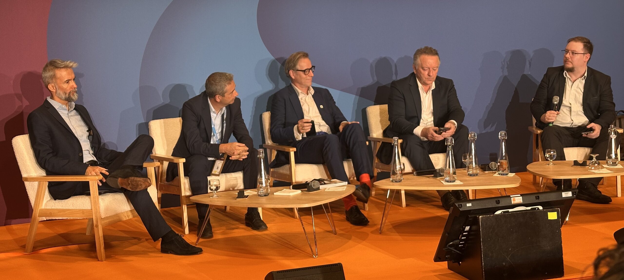 De gauche à droite :
Florent Kirchner, Christophe Lombard, Jean-Noël de Galzain, Christophe Leray,
Julien Bergounhoux. Photo : @X-Pression Média