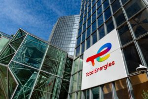 Lire la suite à propos de l’article TotalEnergies investit 100 millions d’euros dans l’IA avec Mistral