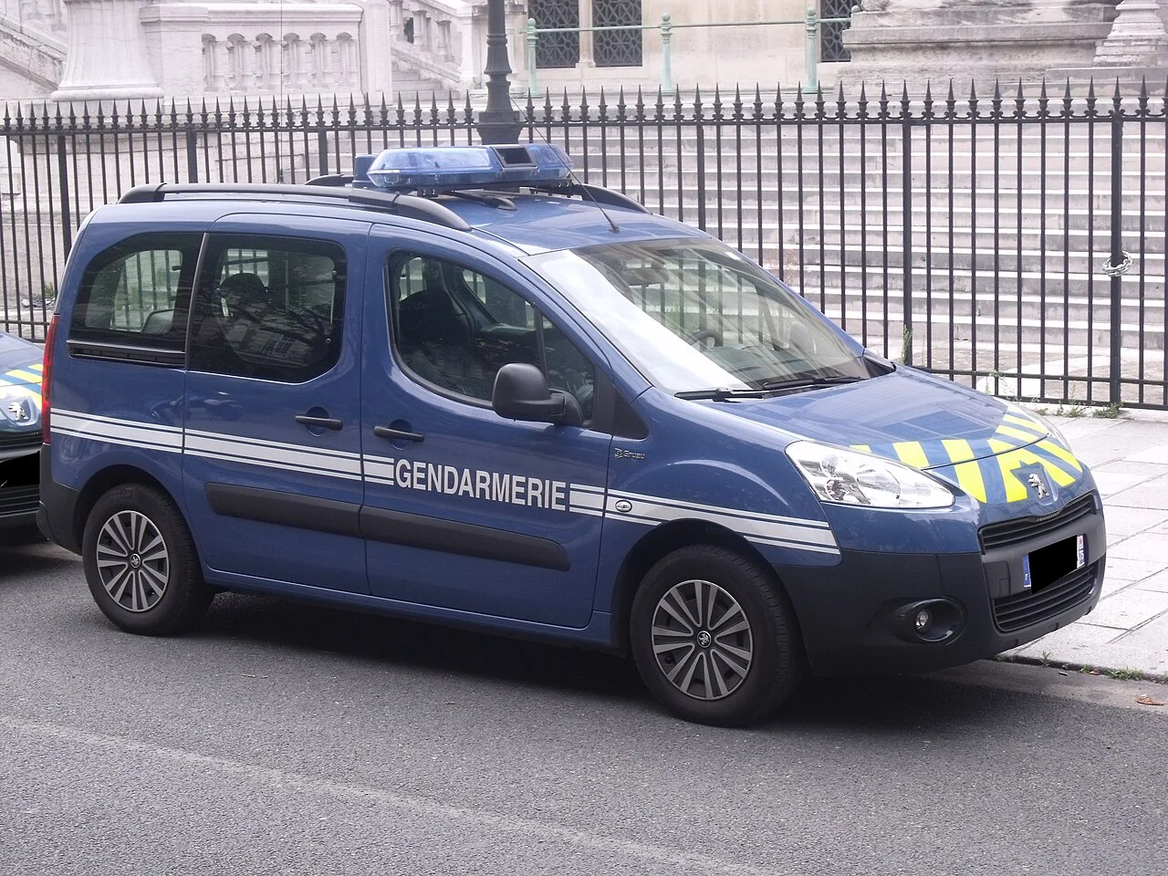 Véhicule de la gendarmerie nationale