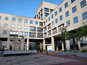 Lire la suite à propos de l’article Capgemini : la filiale à vendre signe encore des contrats avec l’ICE