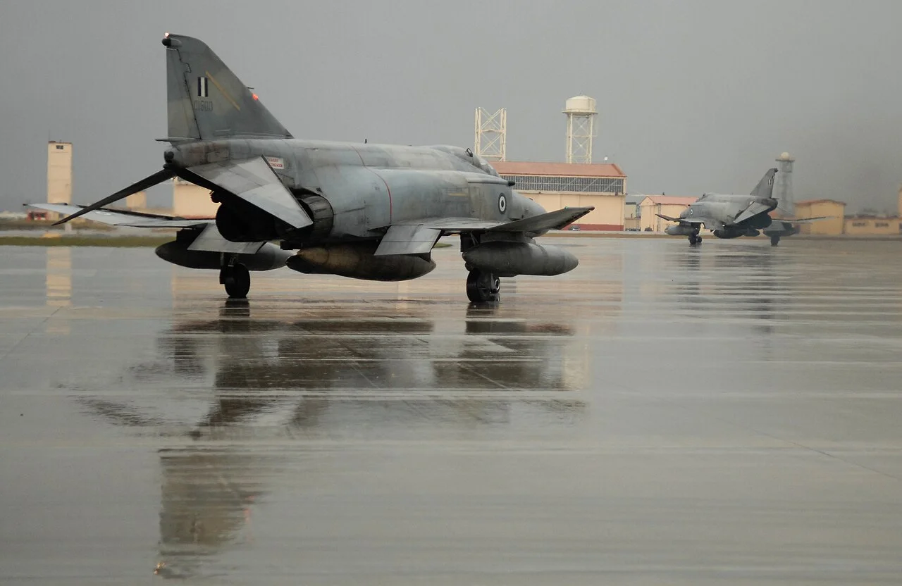 Avion de combat F-4 Phantom de l'armée de l'air grecque