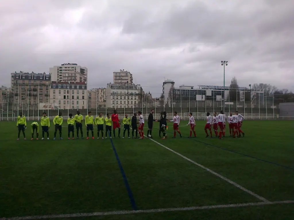 Présentation des équipes avant un match de district amateur de football en France