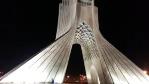 Lire la suite à propos de l’article Iran : fermeture du centre culturel français à Téhéran